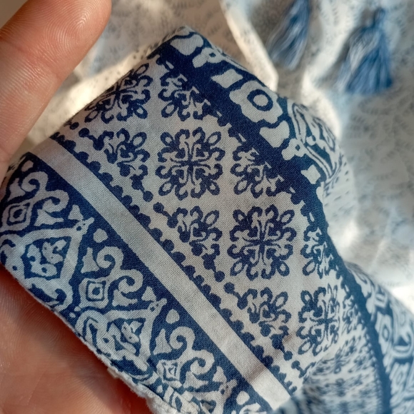 White and Blue Cotton Plus Top - Picture 6 of 15